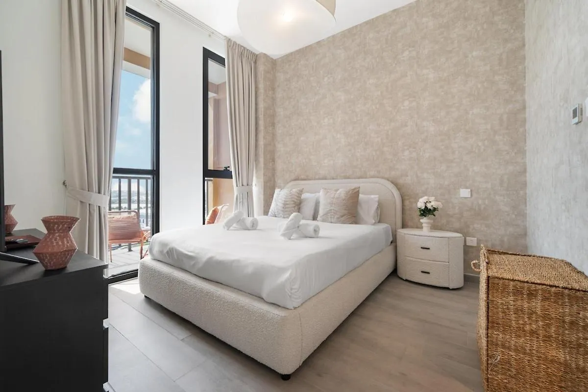 1Bed In Noor 1 - Midtown By Stayinhomes - Pool - Padel - Tennis Dubai Appartamento
