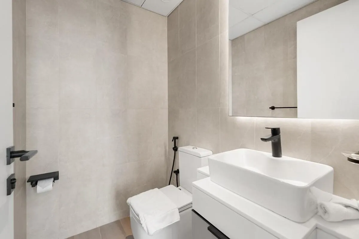 1Bed In Noor 1 - Midtown By Stayinhomes - Pool - Padel - Tennis Dubaj